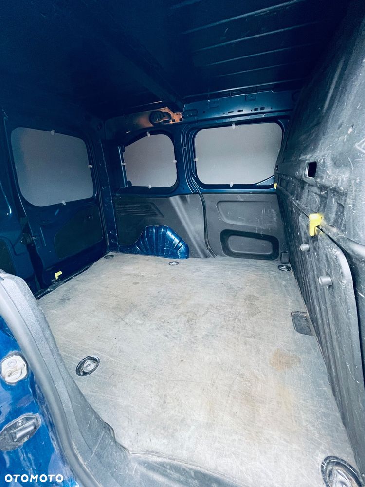 Toyota Proace City - 15