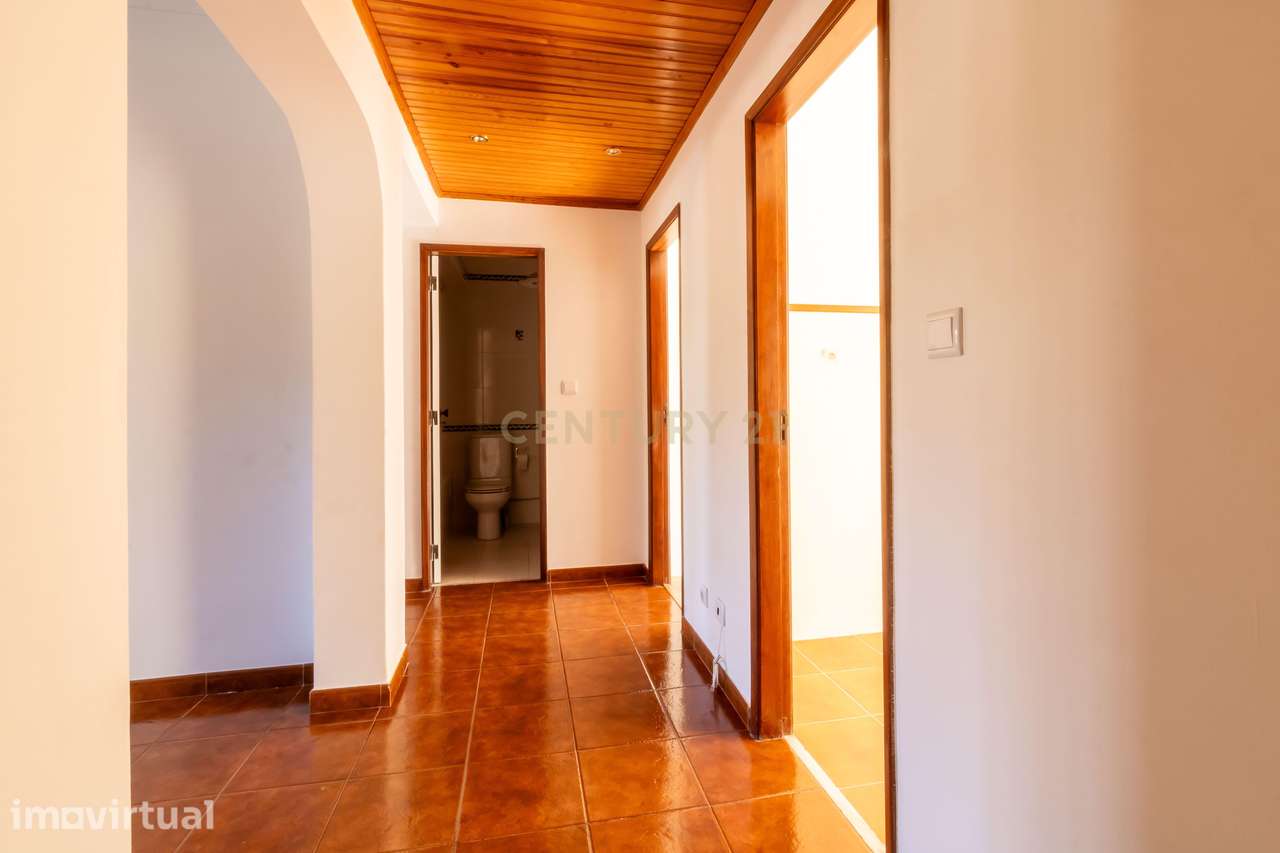 Apartamento T2 pronto a habitar com 75 m² em São João do Estoril, idea - Grande imagem: 4/20