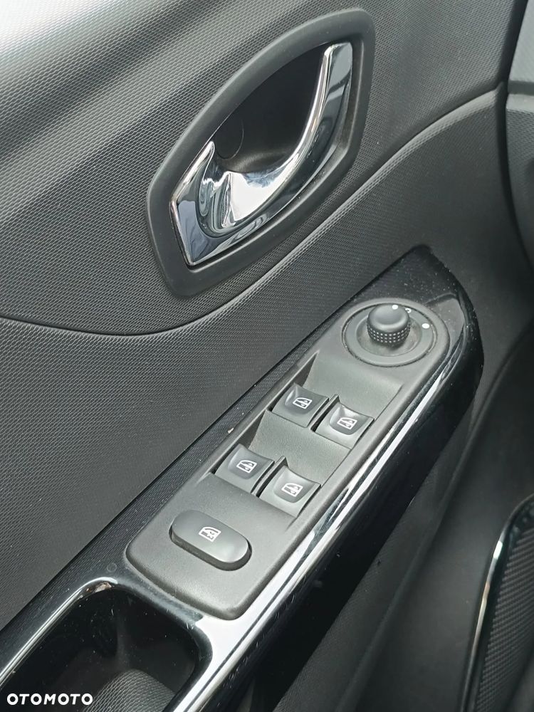 Renault Captur 1.5 dCi Energy Limited EDC - 13