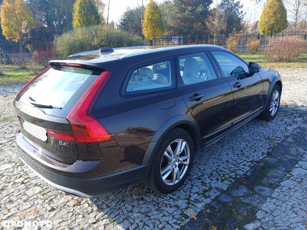 Volvo V90 Cross Country D4 AWD - 7