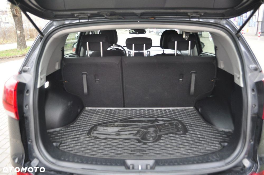 Kia Sportage - 11