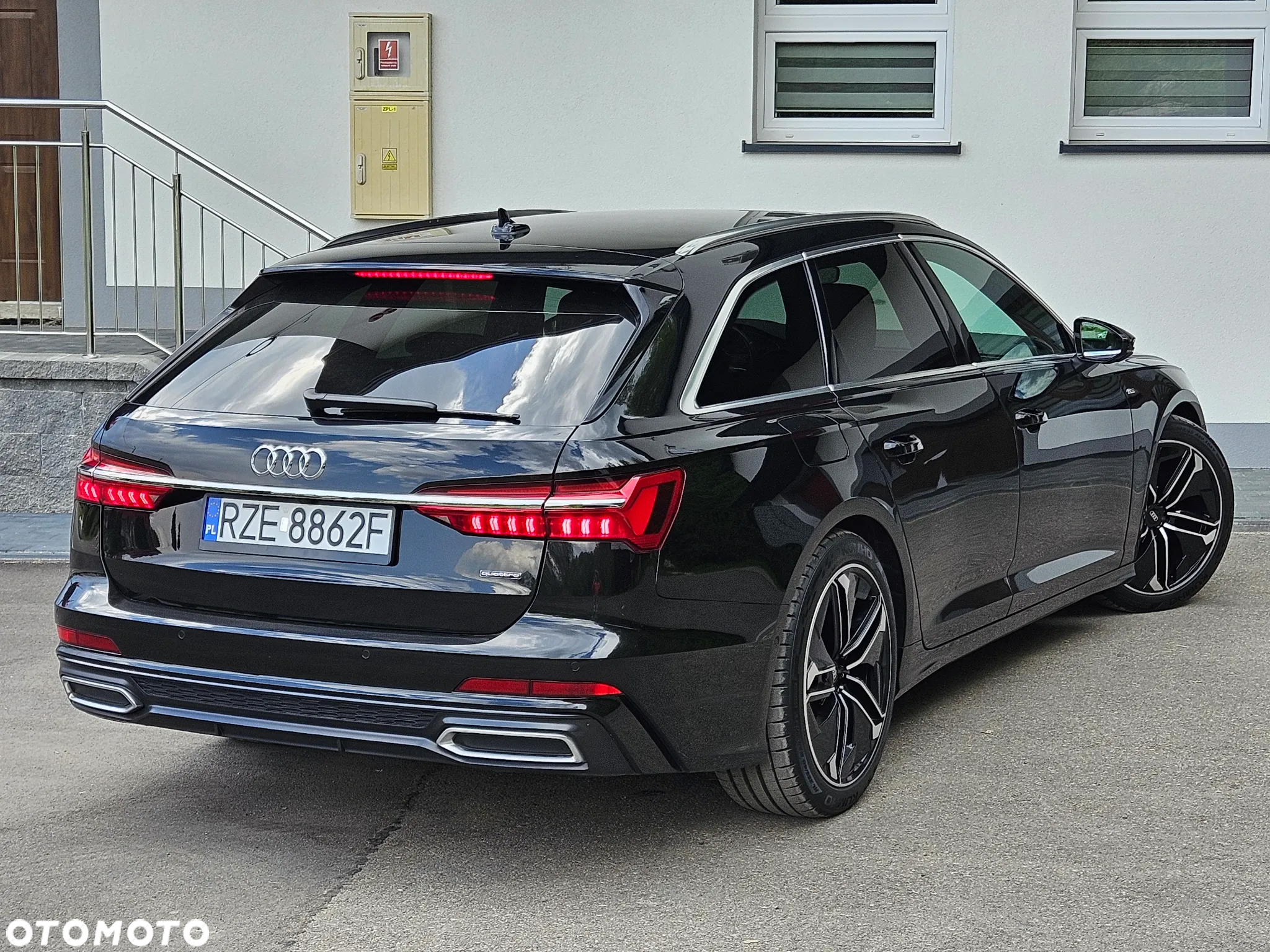 Audi A6 Avant 40 TDI quattro S tronic S line - 5