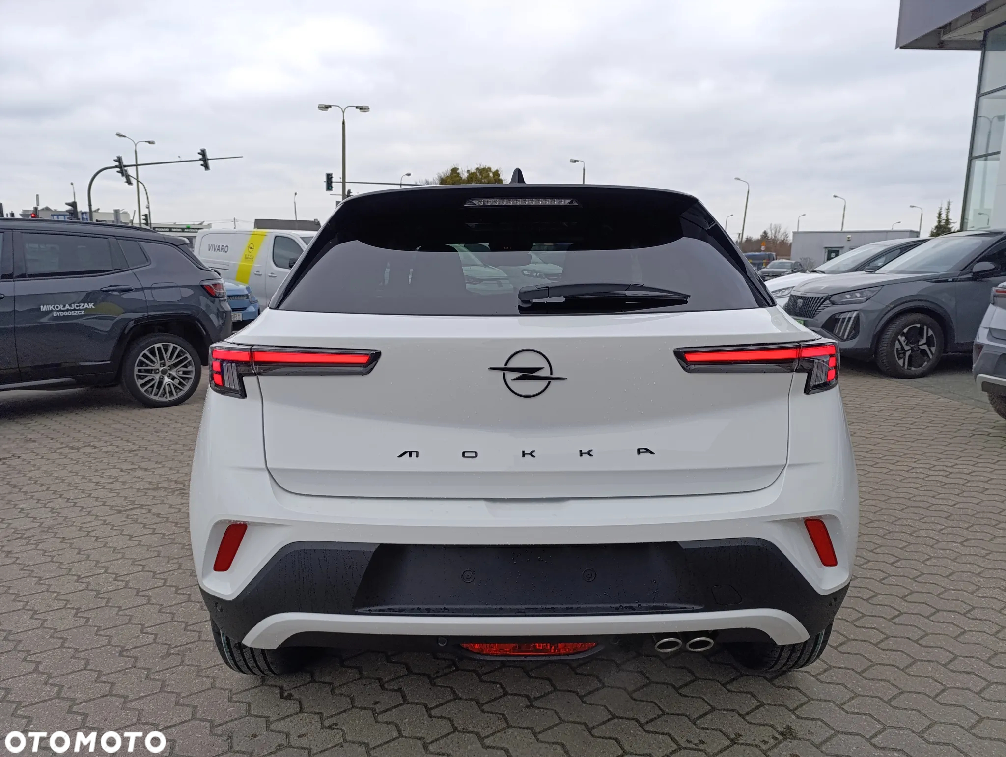 Opel Mokka 1.2 T Edition S&S - 4