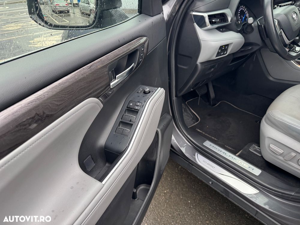 Toyota Highlander 2.5 L Hybrid Dynamic Force 248CP Luxury Pearly - 20