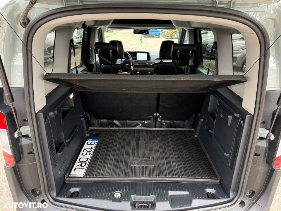 Ford Tourneo Courier 1.0 EcoBoost Titanium - 10