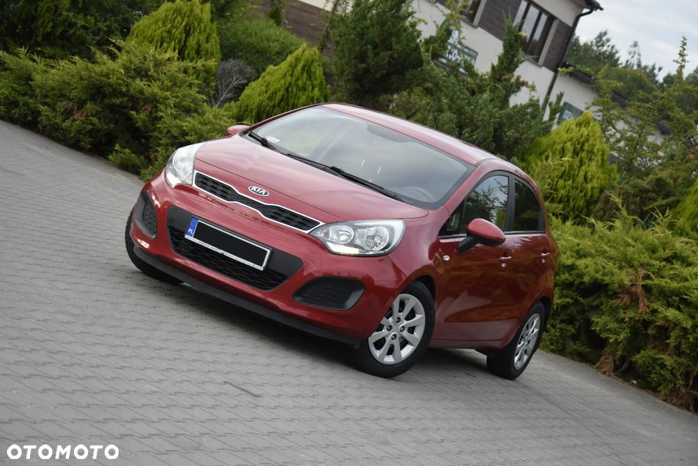 Kia Rio - 26