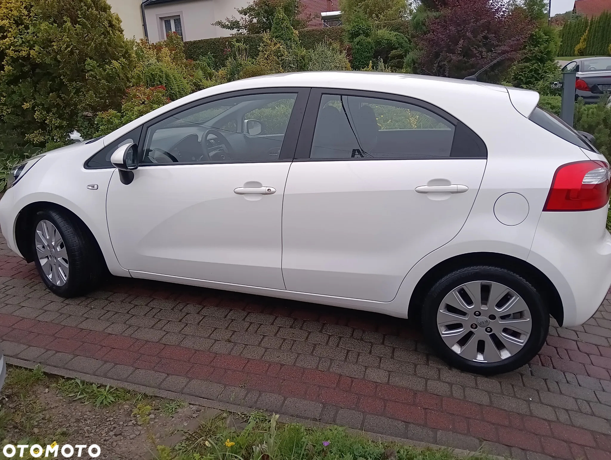 Kia Rio 1.2 Edition 7 - 3