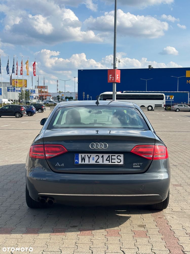 Audi A4 Avant - 6