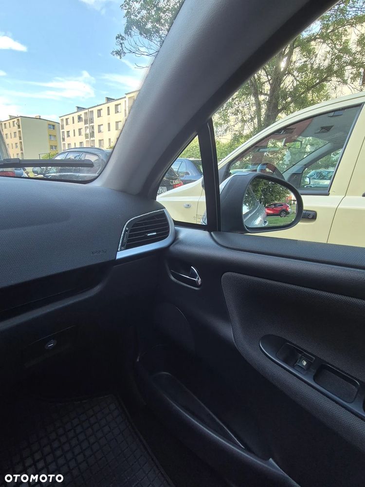 Peugeot 207 - 7