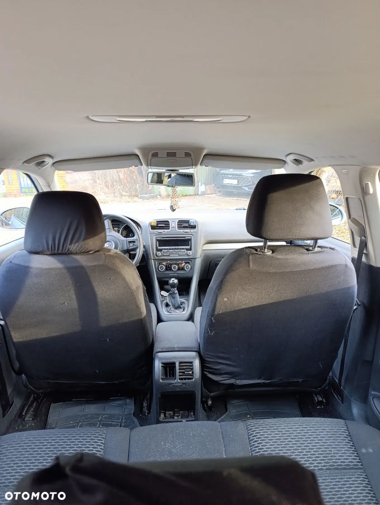 Volkswagen Golf VI 1.6 TDI Trendline - 13