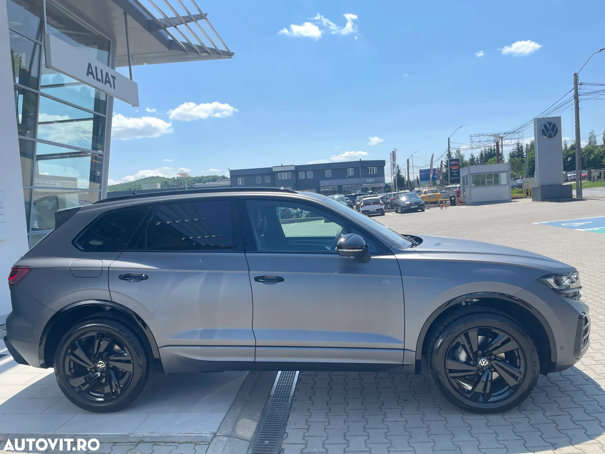 Volkswagen Touareg V6 TDI R-Style - 3