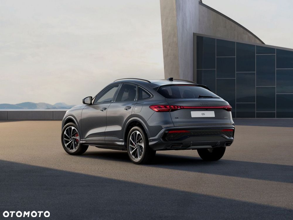 Audi Q5 Sportback - 5