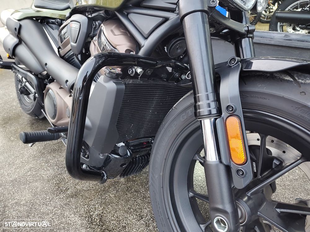 Harley-Davidson Sportster S 1250 - 12