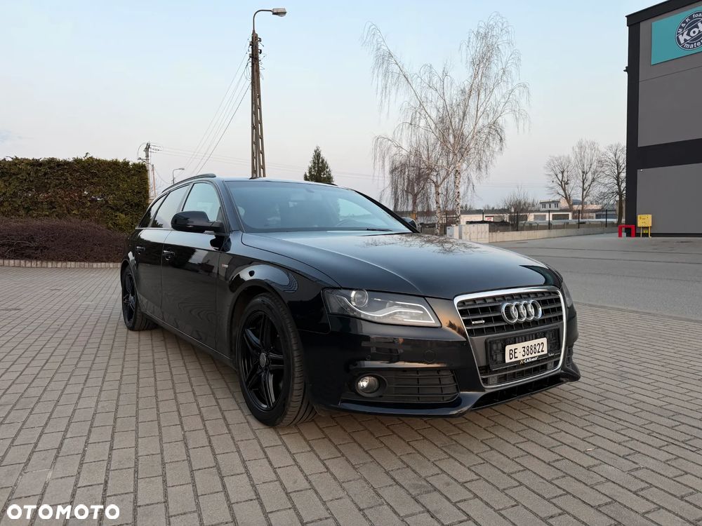 Audi A4 Avant 2.0 TFSI quattro S tronic S line Sportpaket - 2