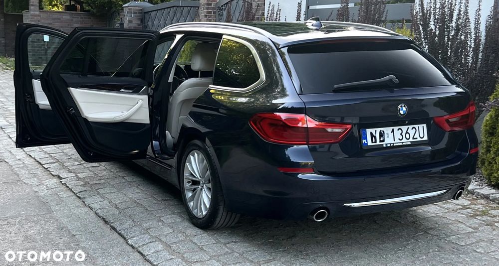 BMW Seria 5 520d Luxury Line sport - 10