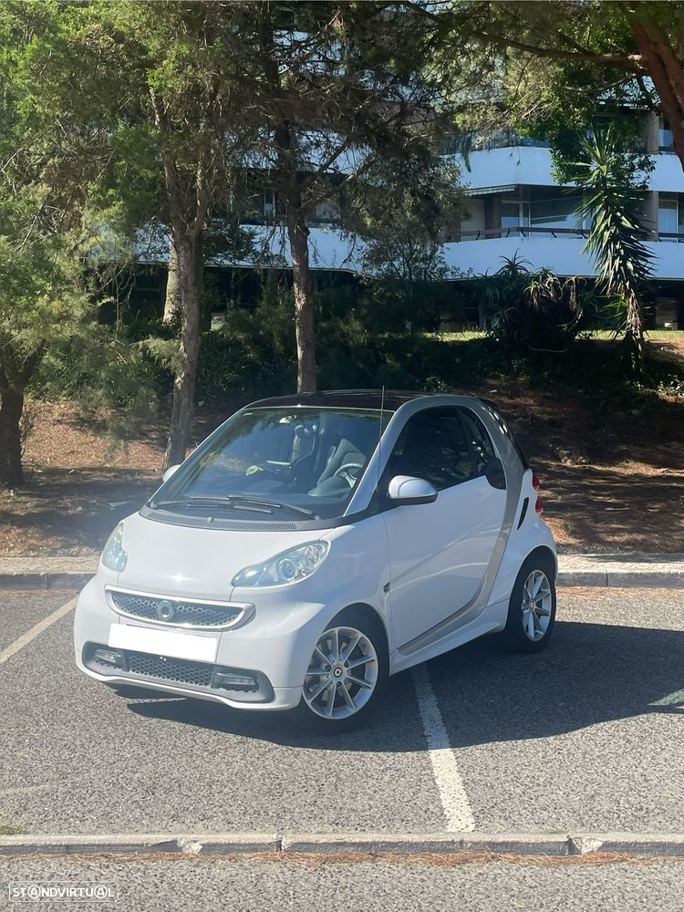 Smart ForTwo Coupé 1.0 mhd Passion 71 Softouch - 1