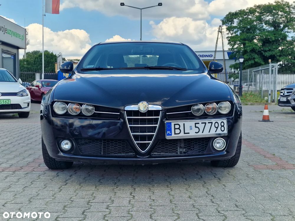 Alfa Romeo 159 2005 photo 2