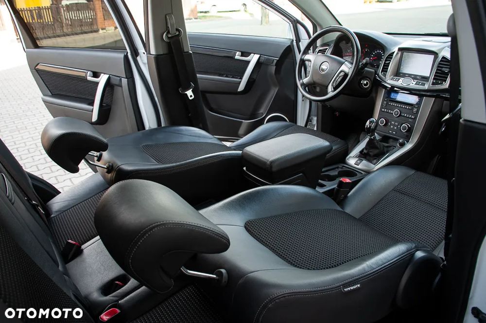 Chevrolet Captiva 2.4 2WD LT - 27