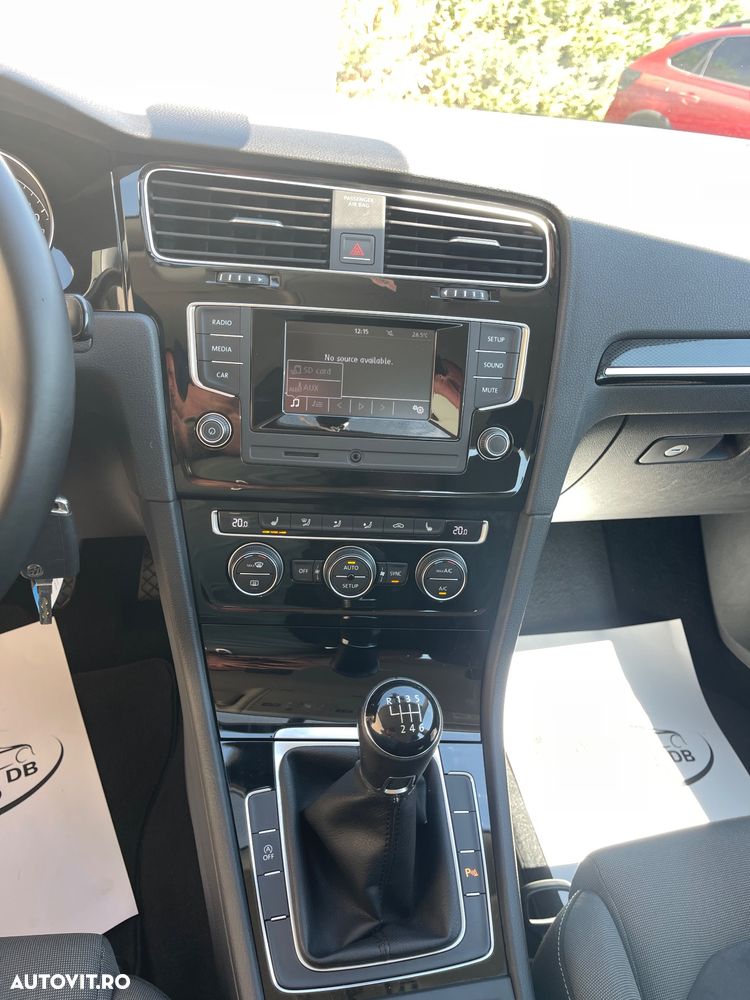 Volkswagen Golf 2.0 TDI (BlueMotion Technology) Highline - 35