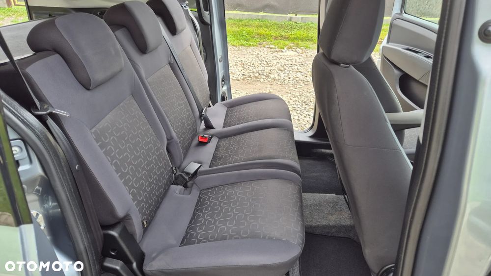 Fiat Doblo 1.4 16V Dynamic - 6