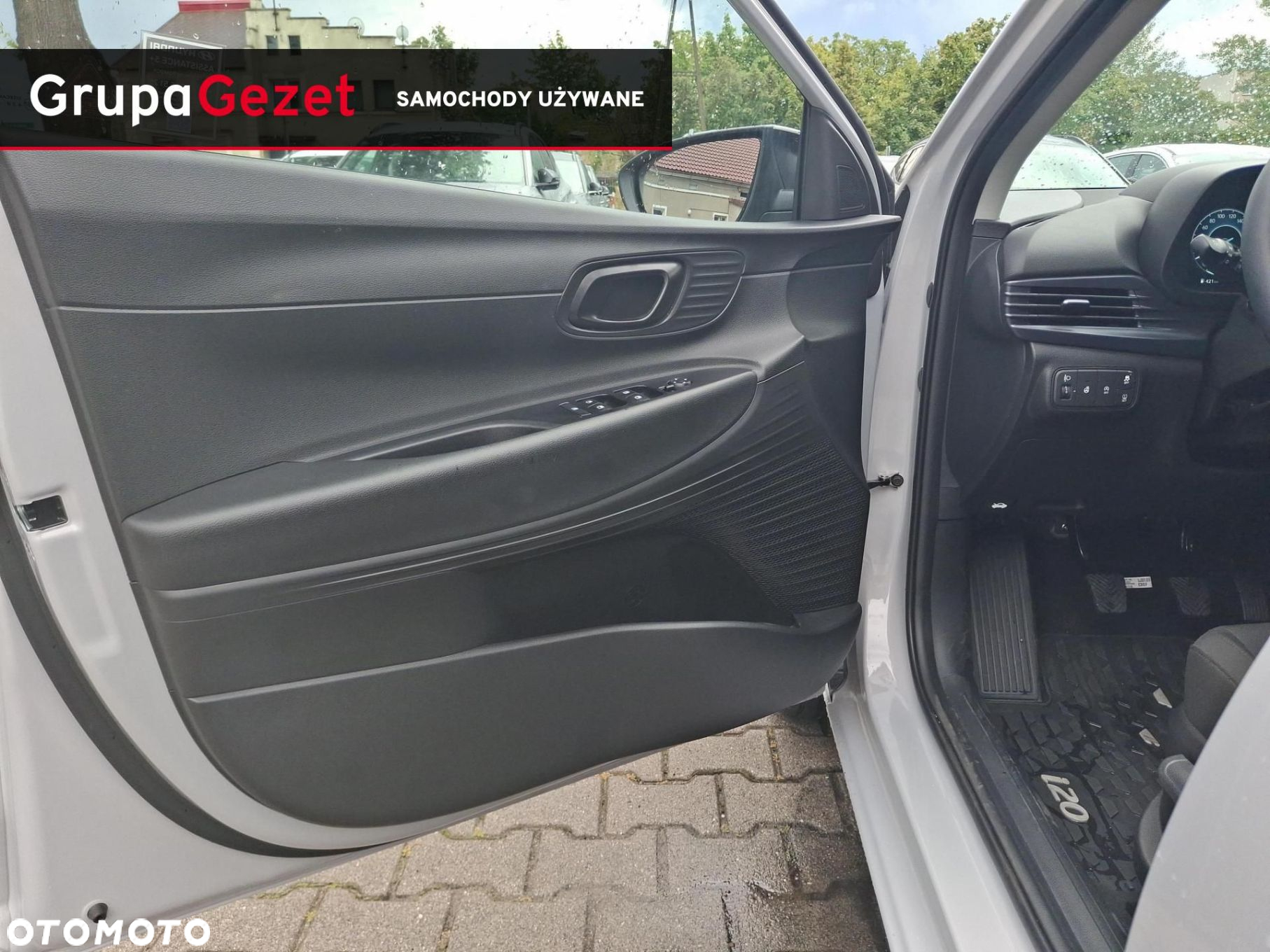 Hyundai i20 - 10