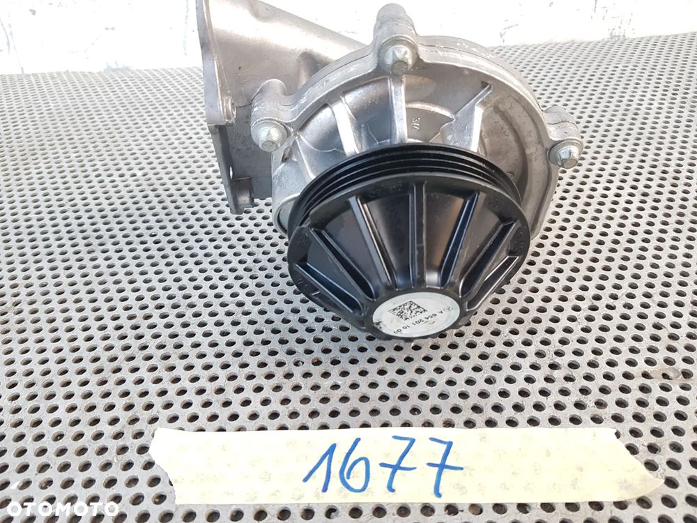 Mercedes W206 W214 W254 GLC Pompa Wody i Termostat - 2