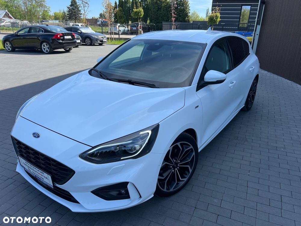 Ford Focus 1.0 EcoBoost Start-Stopp-System ST-LINE STYLE - 2