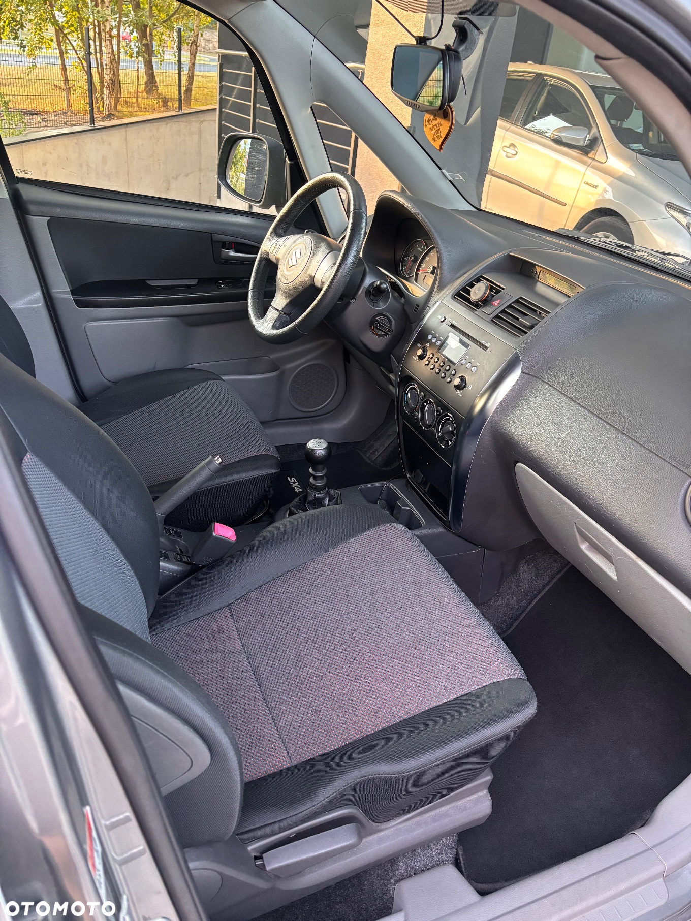 Suzuki SX4 1.9 DDiS DPF 4x4 Comfort - 7