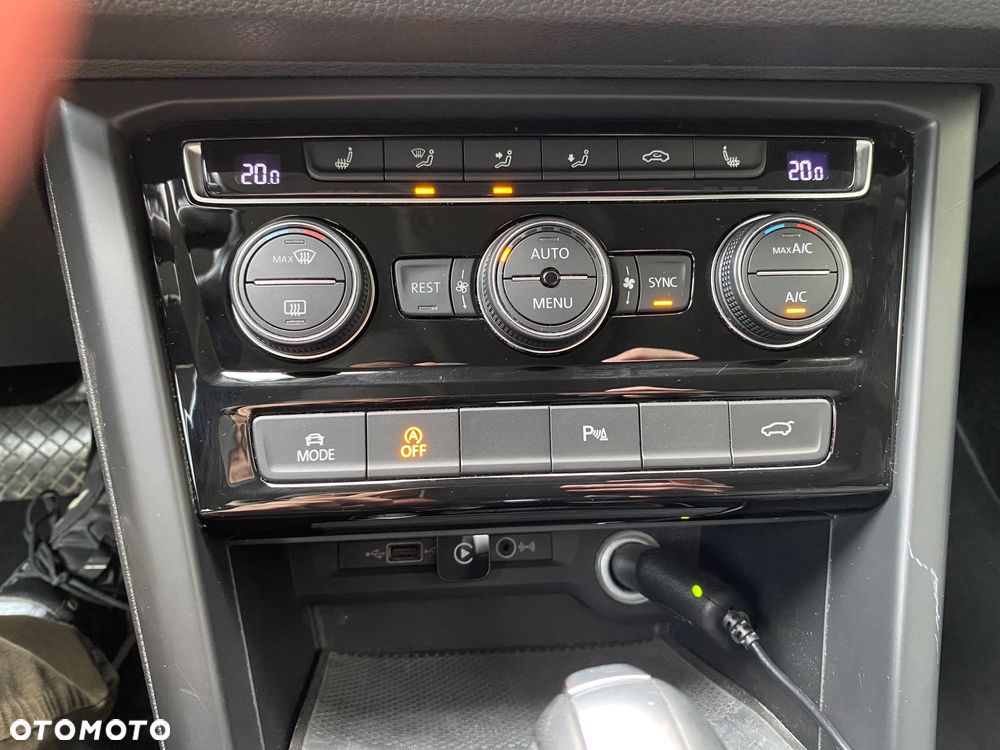 Volkswagen Touran 1.5 TSI EVO Highline DSG - 18