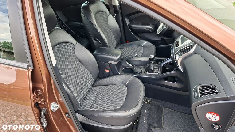 Hyundai ix35 1.6 GDI Premium 2WD - 29