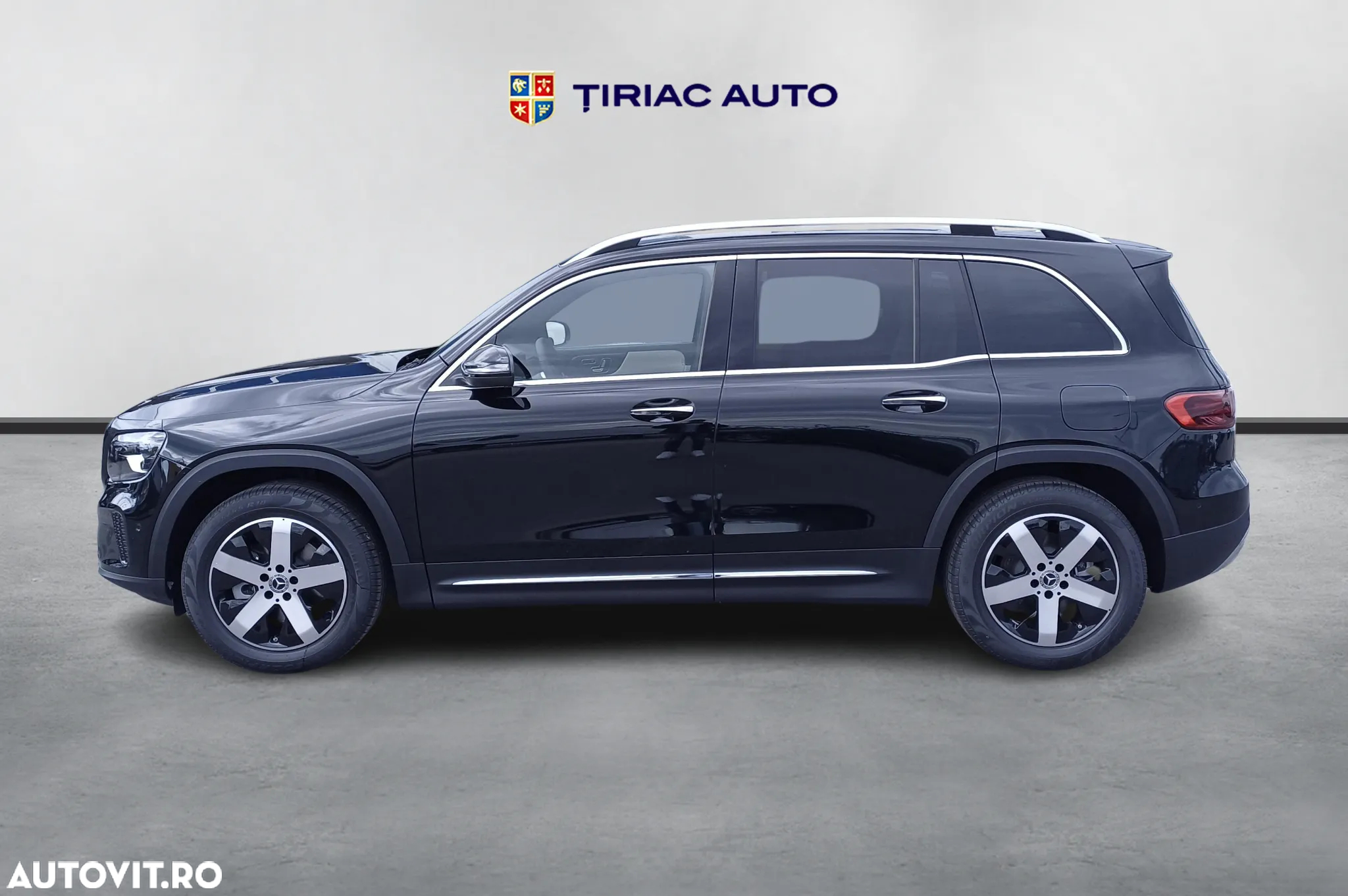 Mercedes-Benz GLB - 2