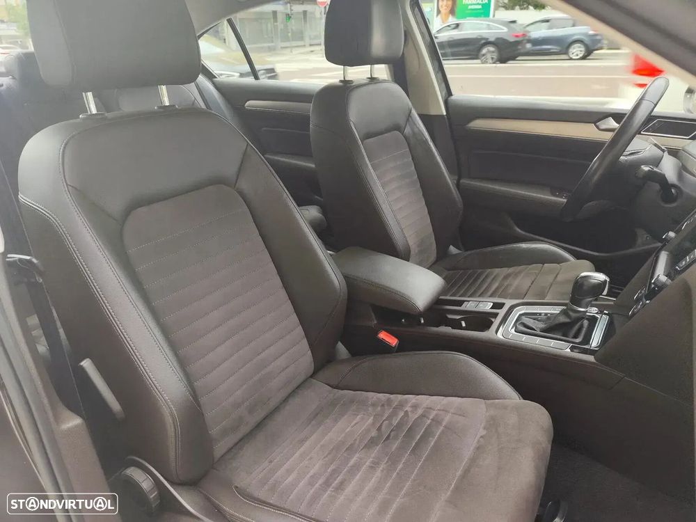 VW Passat 2.0 TDI Highline DSG - 17