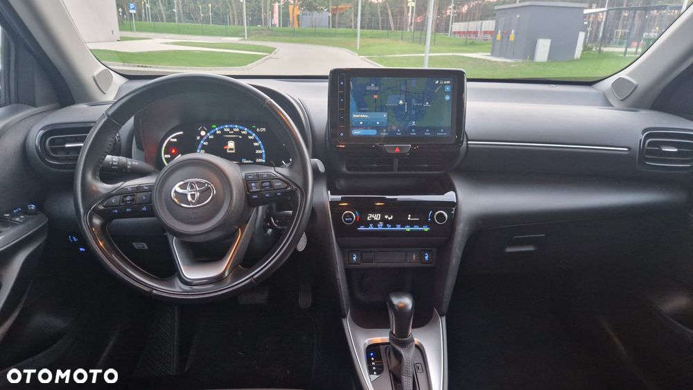 Toyota Yaris Cross Hybrid 1.5 Comfort - 12