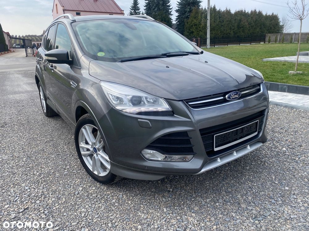 Ford Kuga 2.0 TDCi 2x4 Titanium - 35