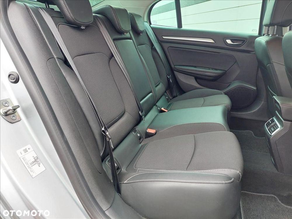 Renault Megane 1.3 TCe Intens EDC - 7