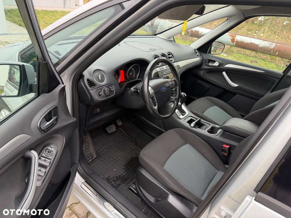 Ford Galaxy 2.0 TDCi Trend MPS6 - 14