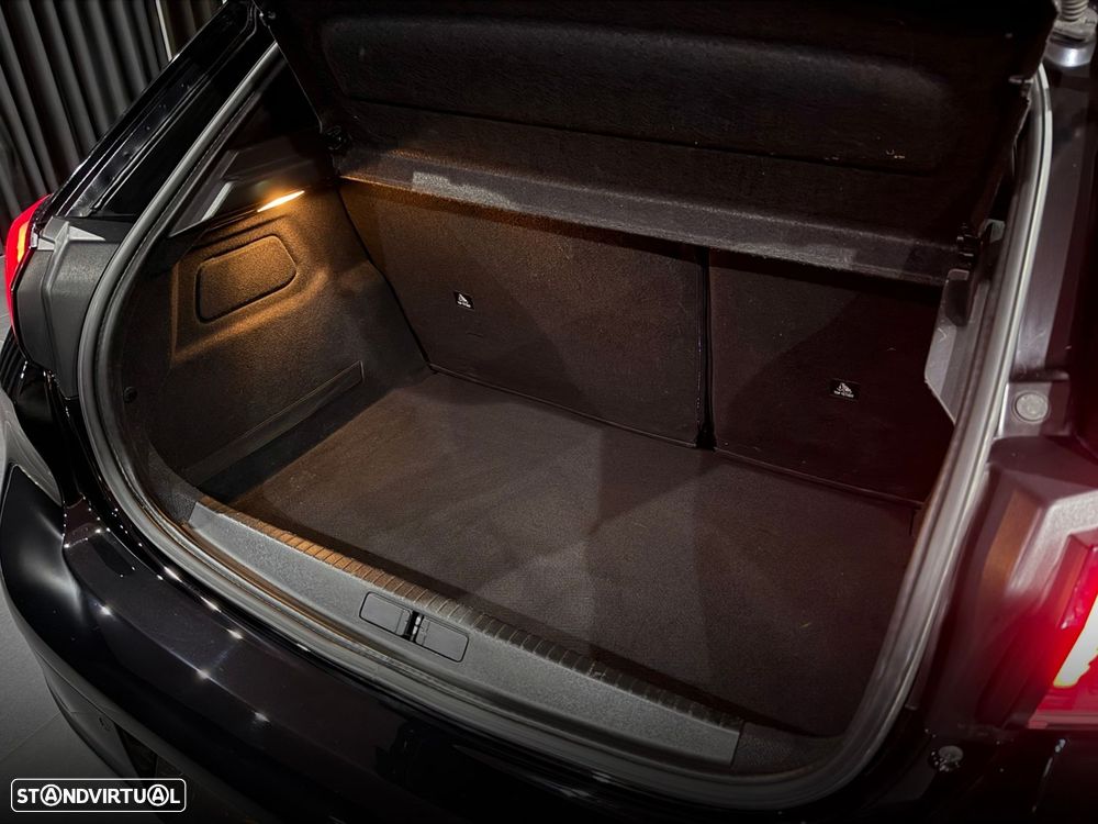 Peugeot e-208 50 kWh Allure Pack - 40