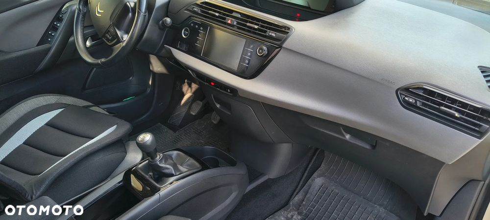 Citroën C4 Picasso - 15