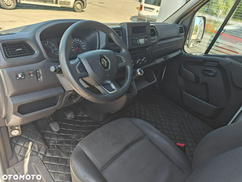 Renault Master - 10