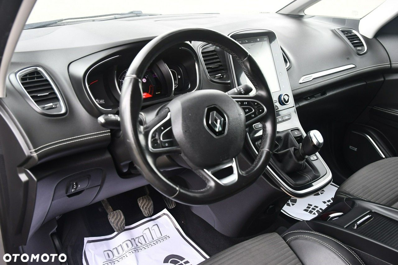 Renault Scenic - 18