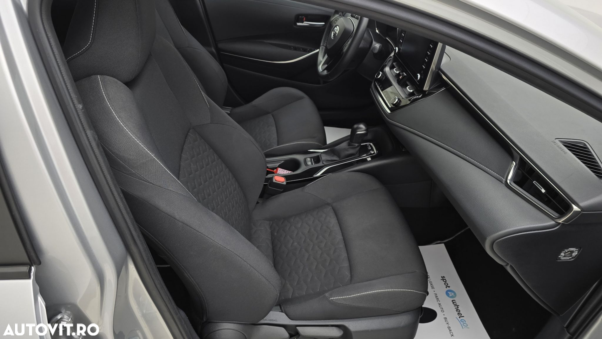 Toyota Corolla - 19