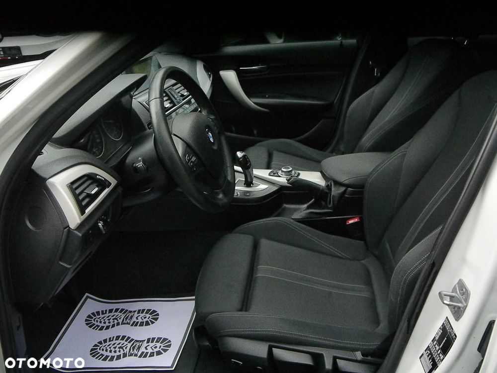 BMW Seria 1 116d Sport Line - 31