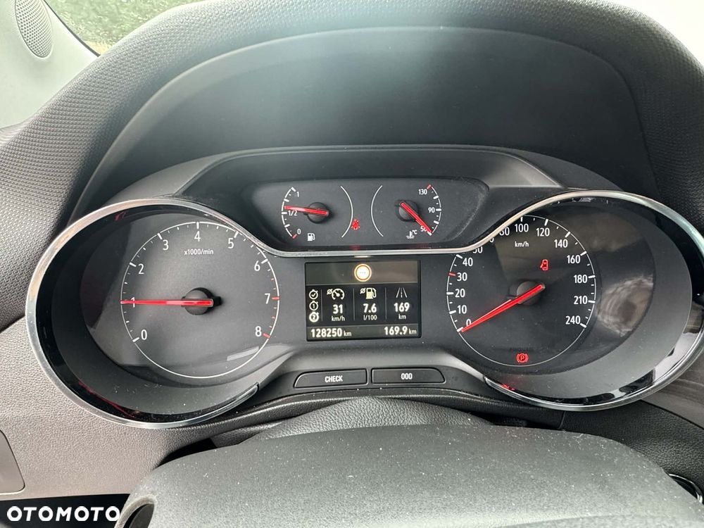 Opel Crossland X 1.2 T Elite S&S - 9