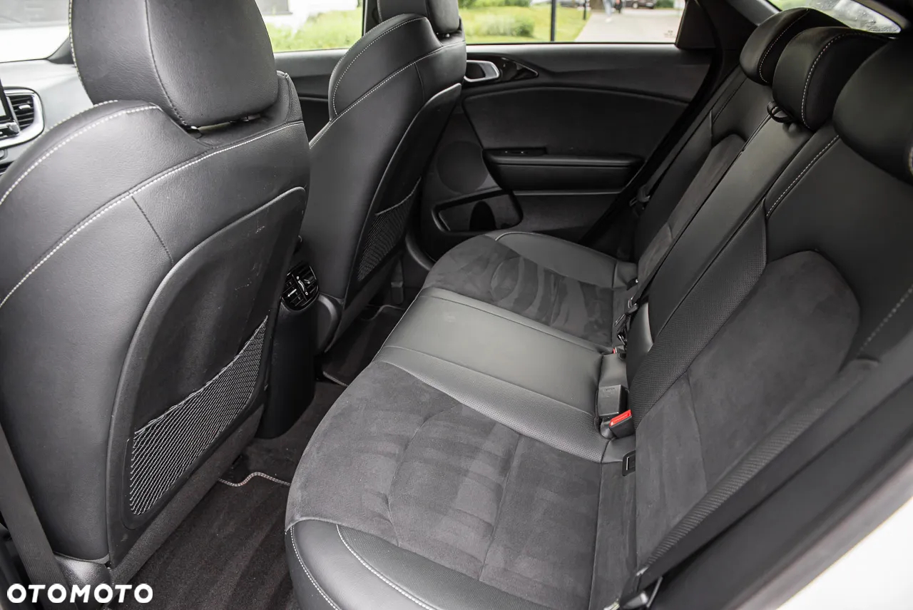 Kia ProCeed 1.5 T-GDI GT Line DCT - 31