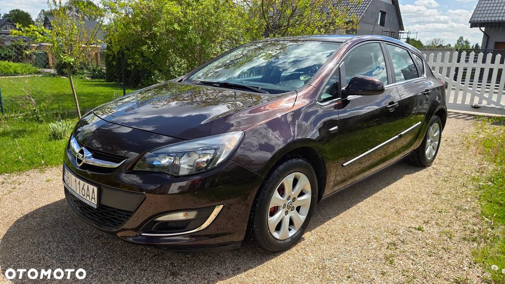 Opel Astra - 1