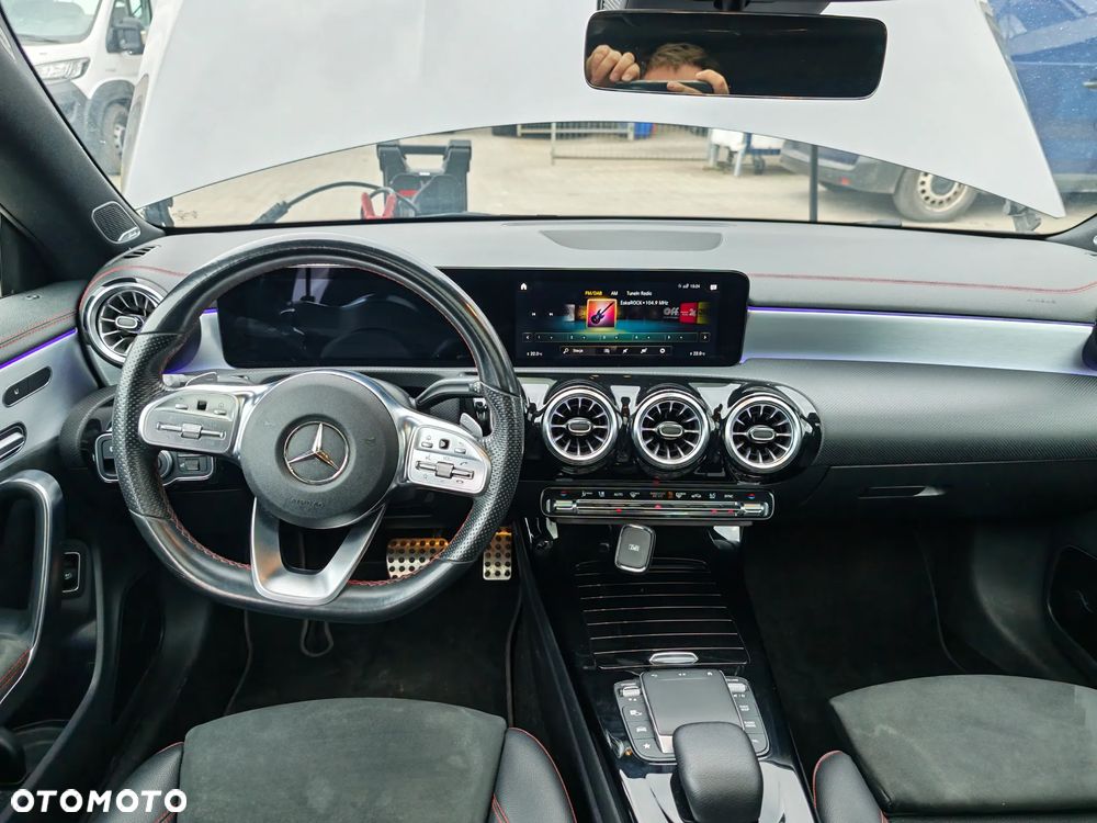 Mercedes-Benz CLA 200 d 8G-DCT AMG Line - 18