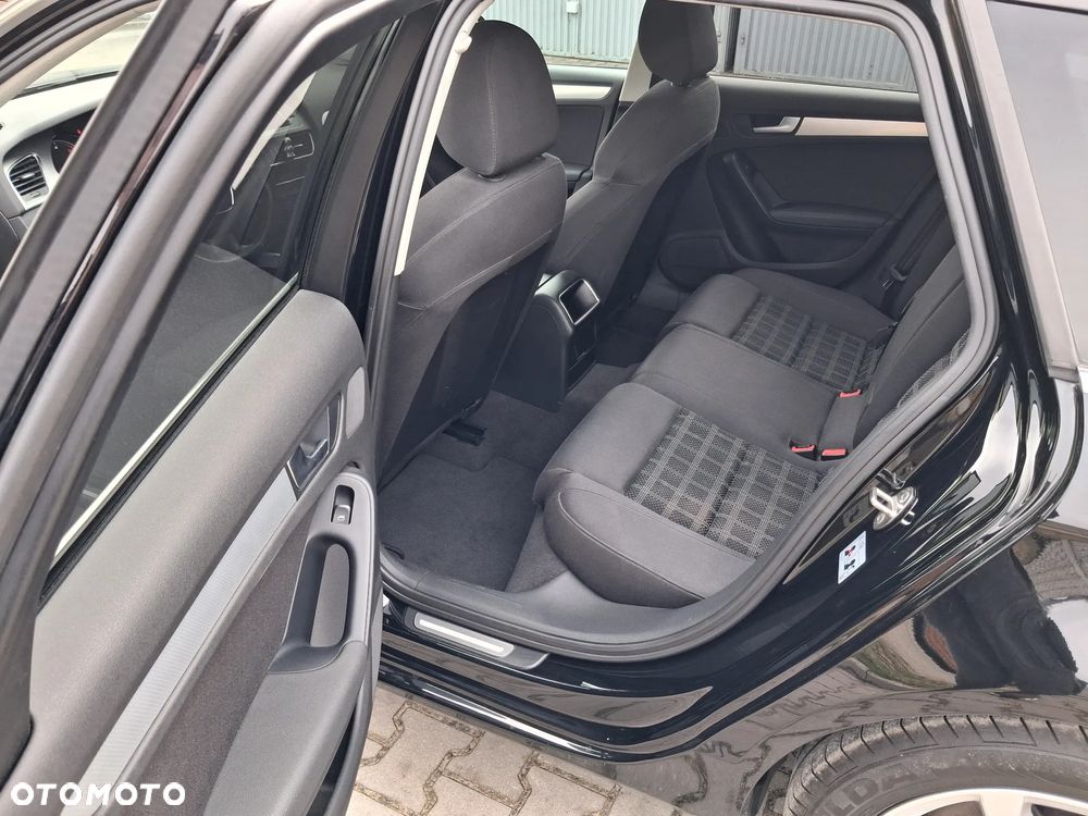 Audi A4 Avant 2.0 TDI DPF Attraction - 13