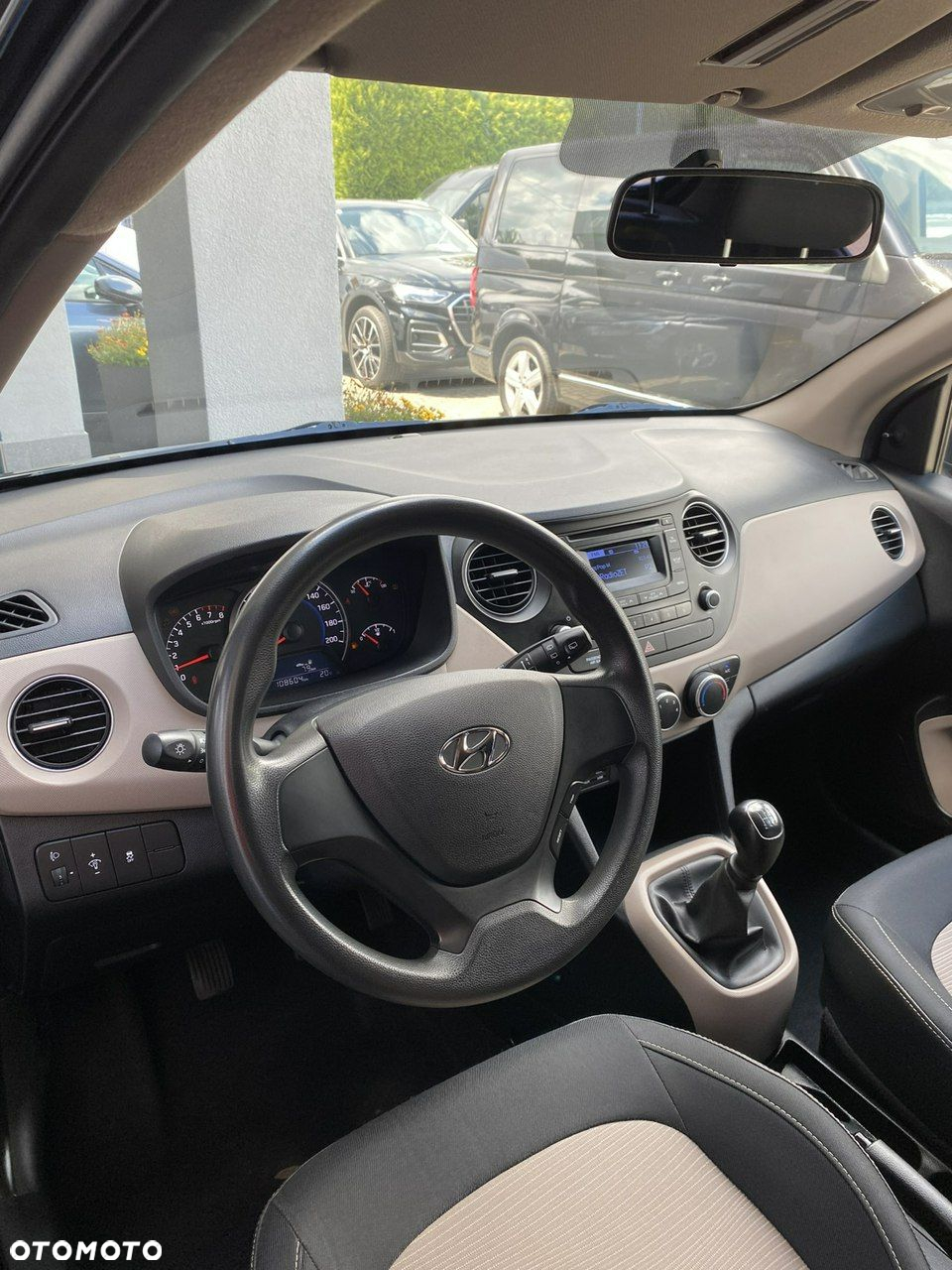 Hyundai i10 - 11