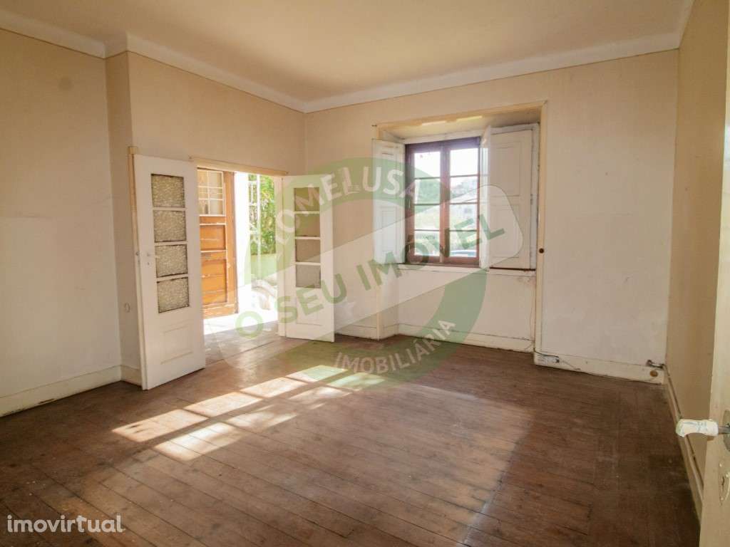 Moradia T9 com jardim em Coimbra. - Grande imagem: 5/28