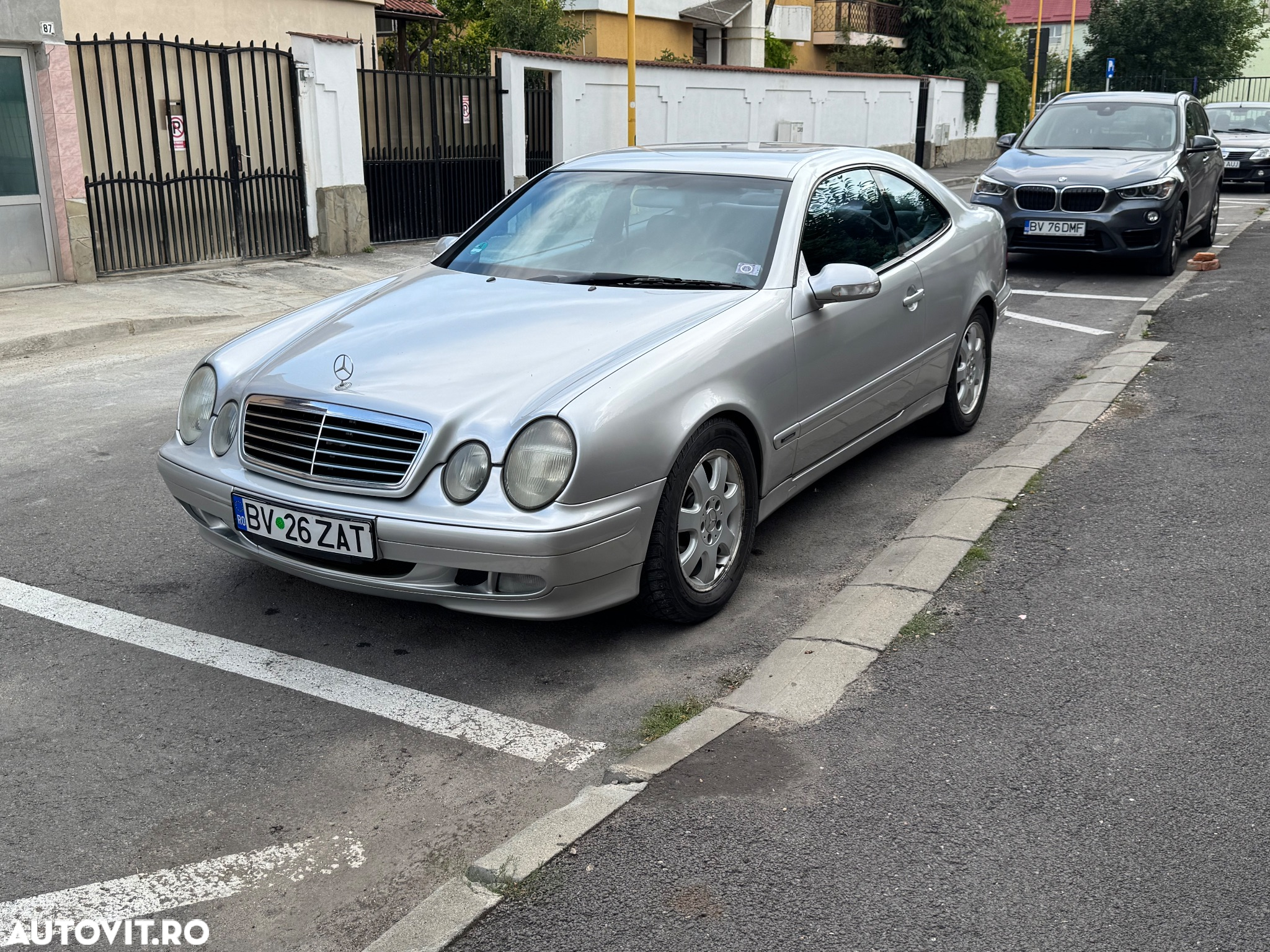 Mercedes-Benz CLK - 4